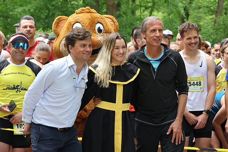 Start 5.000 und 10.000 Meter Läufer beim 12. Münchner Kindl Lauf 2019 (©Foto: Martin Schmitz)